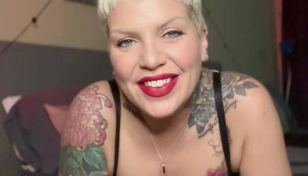 FEMDOM MISTRESS THE LADY VYV INSTRUCTS YOU HOW TO SERVICE HER AND HAS MULTIPLE SQUIRTING ORGASMS