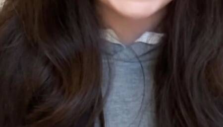 Vends-ta-culotte - Humiliation and trash talking for submissive man by a young French dominatrix