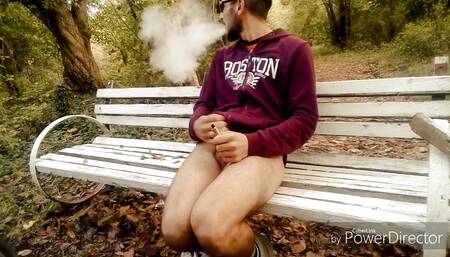Risky Outdoor Jerking and Cumming in the Park