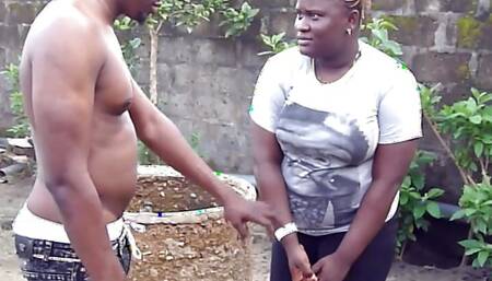 I WENT TO FETCH WATER FROM THEIR COMPOUND BECAUSE NOBODY WAS THERE AND THIS HAPPENED WITH MY LANDLORD