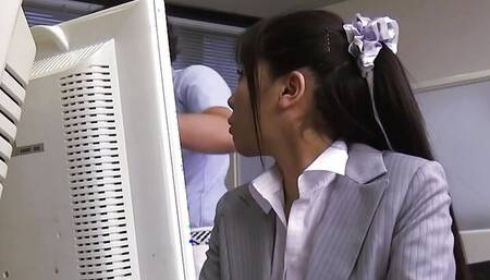 Miyuki Ojima fucks her boss in the office