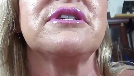 Auntjudys - Your Busty Mature Step-aunt Alyssa Gives You a Handjob (pov)