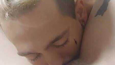 MY LOVER REALLY KNOWS HOW TO SUCK MY PUSSY