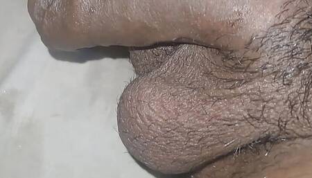 Desi Indian Gay Showing his Big Dick in Public.