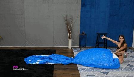 Ume Inflates 2 Huge Whales w Pump 4K (3840x2160)