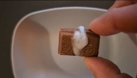 Cum on food #1 cum chocolate
