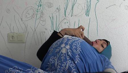 A pregnant turkish wife wants to have sex with black guys - TURK PORNO KONUSMALI