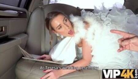 Bride in stocking banged on the way to wedding ceremony