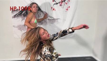 DETECTIVE HOLLYWOOD TACKLED FOR A LOSS WMV -1098 HD