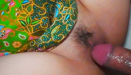 Thai big tits cheating MILF gets creampie in sarong