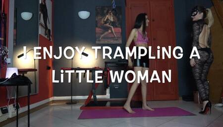 GEA DOMINA - I ENJOY TRAMPLING A LITTLE WOMAN