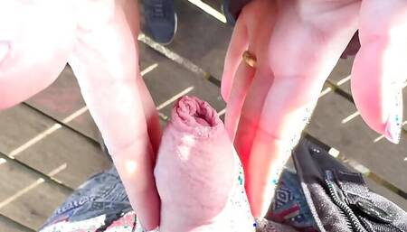 Risky Outdoor Quickie with Girl in Jeans Ends with Cum on Floor