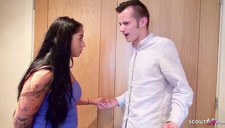 Girl Next Door Teaches Nerd Virgin Boy How to Fuck When Mom Is Out