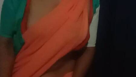 Srilankan sexy girl Ware sari and open her bobo,Hot girl some acting her clothes removing, sexy women  episode