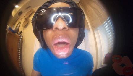 Fisheye Lens Makeout