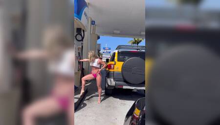 Nude public photoshoot! Beach and foot paths