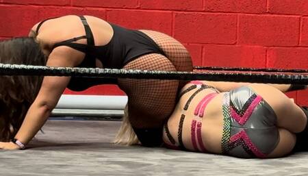 Trapped between BBW’s thighs