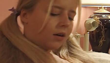 Horny Teen Gets Her Bush Eaten and Boned by a Muscular Guy