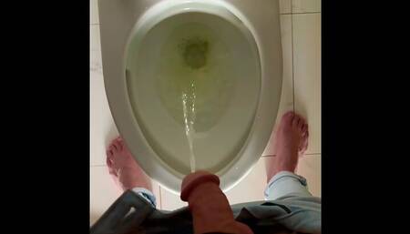 Sexy Feet Show and a Piss