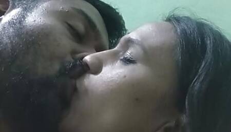 Kavita Vahini licked the tail with lock music