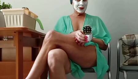 Crazy milf fucks herself with cactuses