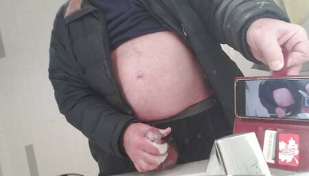 airport washroom pissing bating and cumming huge spurts