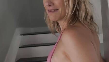 JMac Finds Out Lindsey Lakes Is Overstaying In The House And He Assures Her That She Is WelCum To Stay - MOFOS