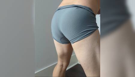 Straight Bro Huge Butt Strip Teasing and Ass Shaking