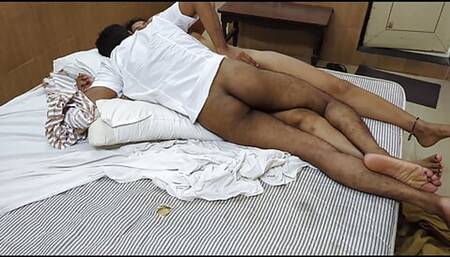 Desi Padosan Aunty Ki Chudai, Chudasi Chachi, Chudasi Pussy, Desi Chachi Ko Ghar Mein Bulkar Choda, Village Ki Desi Bhabhi Ki Pu