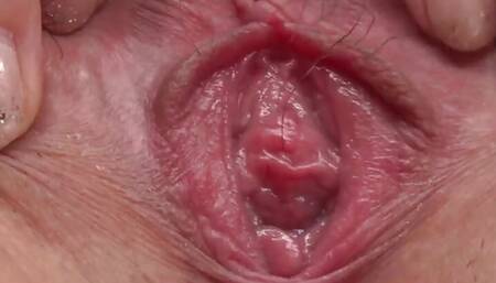 Explore the world of Japanese inexperienced solo act with the stellar Rara Unno on JAV Guru.