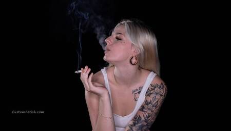 Harley Smokes a Marlboro Red 100 HD (1920x1080)