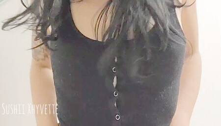 Stretch & Show My Belly Button