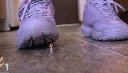 Harleen Unaware Tiny Bugs