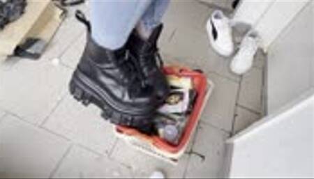 crushing lots of cds in New Rock boots