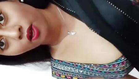 Desi Indian malkin bhabhi ko seedhi pr choda