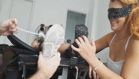 Cristal intense female and male soles tickling