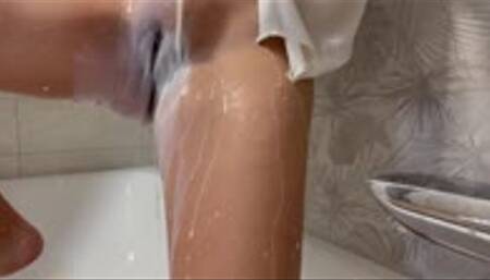 Milk fetish in bathroom