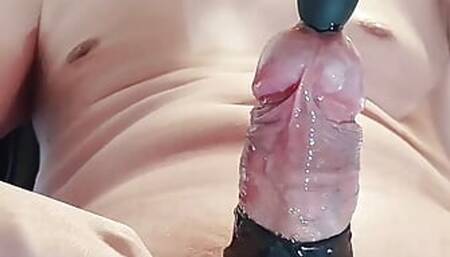 Peehole Digger
