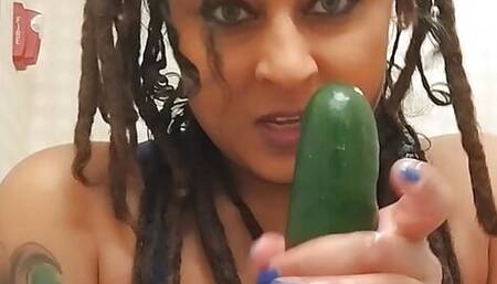 How to wash your cucumber