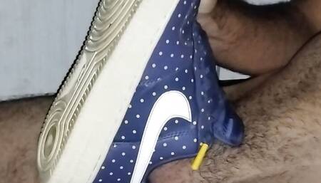 fucking and cumming twice in a row with the fleshlight on my wife's nike AF1 sneakers and my nike air max