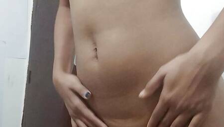 Amazing Close up Pussy Play with Hot 18 Year Old