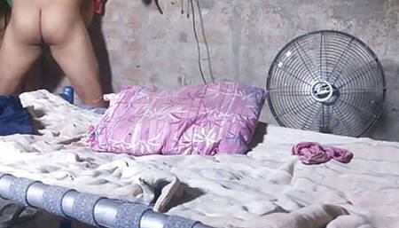 Khet bhabhi ki desi chudai