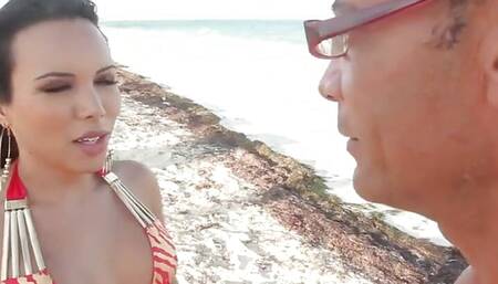 Beach Babe Bangin' Lizzy Laynez