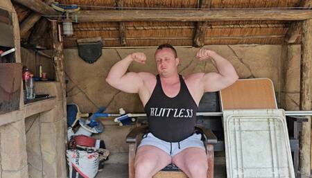 Thick Muscle God gets Muscle Worshipped by Hog
