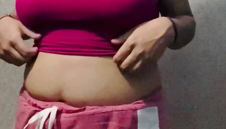 Sexy bhabi alone at home????
