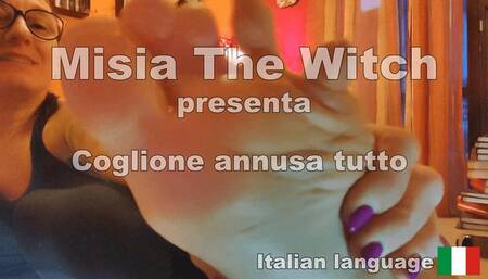 Coglione annusa tutto - Jerk smells everything