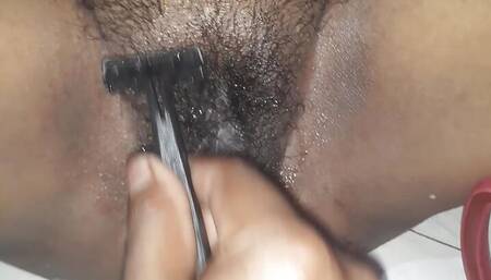 Bhabi ki discount cleaning ????jakbhai95