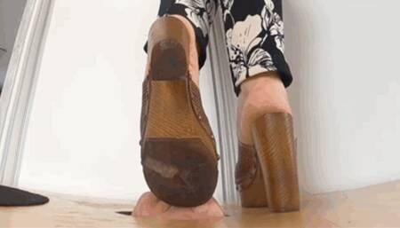 CC - The two doormats 2