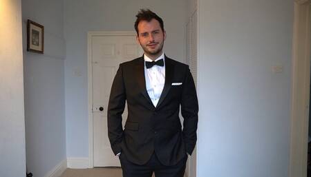 APOLLO : Tuxedo Farts