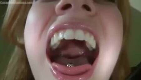 Giantess Velvets Vore Tease